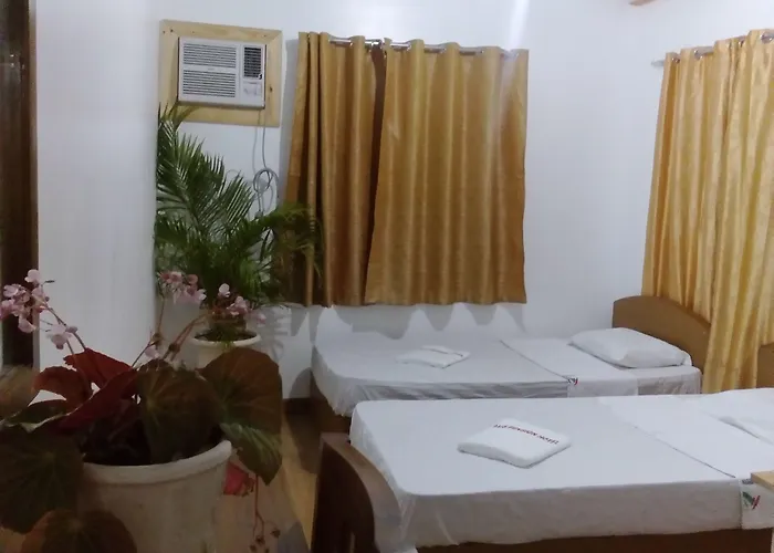 John's Seaside Resort 3*