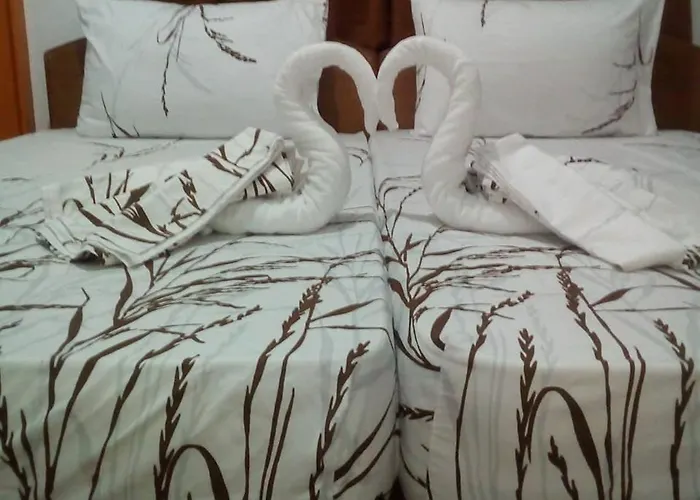 Resort John's Seaside Argao