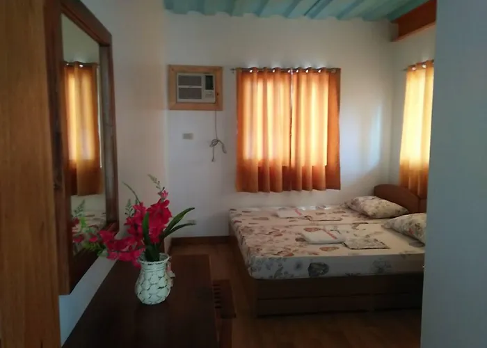 John's Seaside 3*