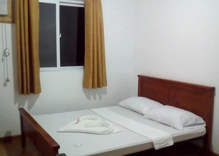 John's Seaside 3* Argao