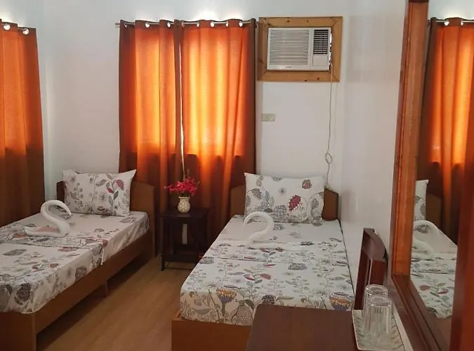 John's Seaside 3* Argao
