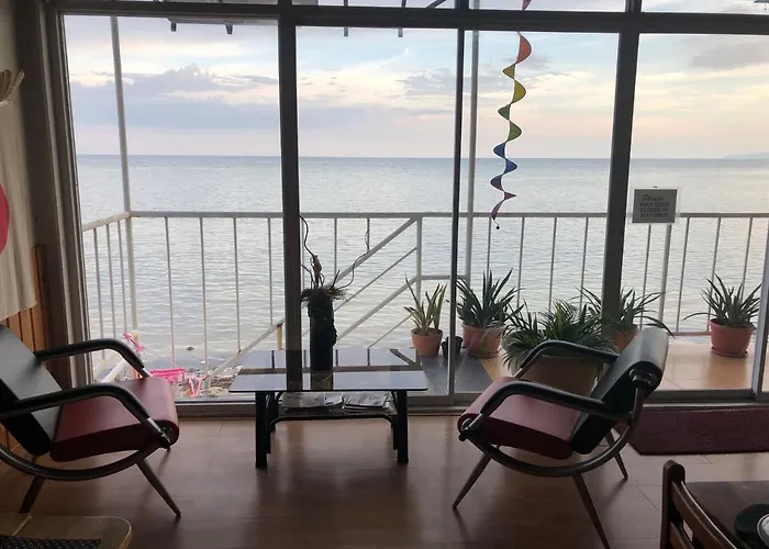 John's Seaside 3*